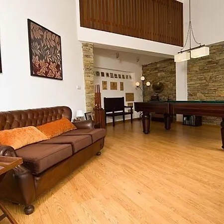 Phenomenal 3 Bedrooms Douroco Beautiful Valley Views Pool Table *